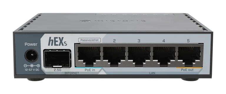 Router Compacto MikroTik con 1×SFP 2.5G, 5×GbE, PoE y CPU Doble Núcleo